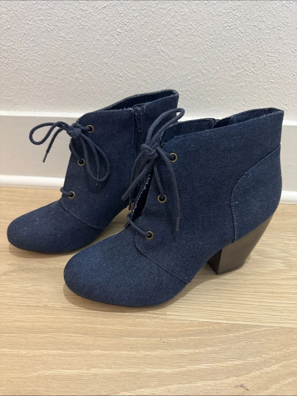 Rampage Dark Blue Denim Lace-Up Ankle Booties 9.5